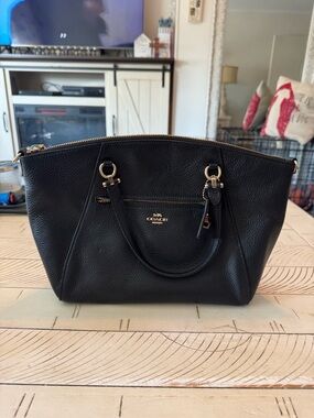 Coach Great Condition Black Pebbled Leather Tote Bag—I’ve never used this!